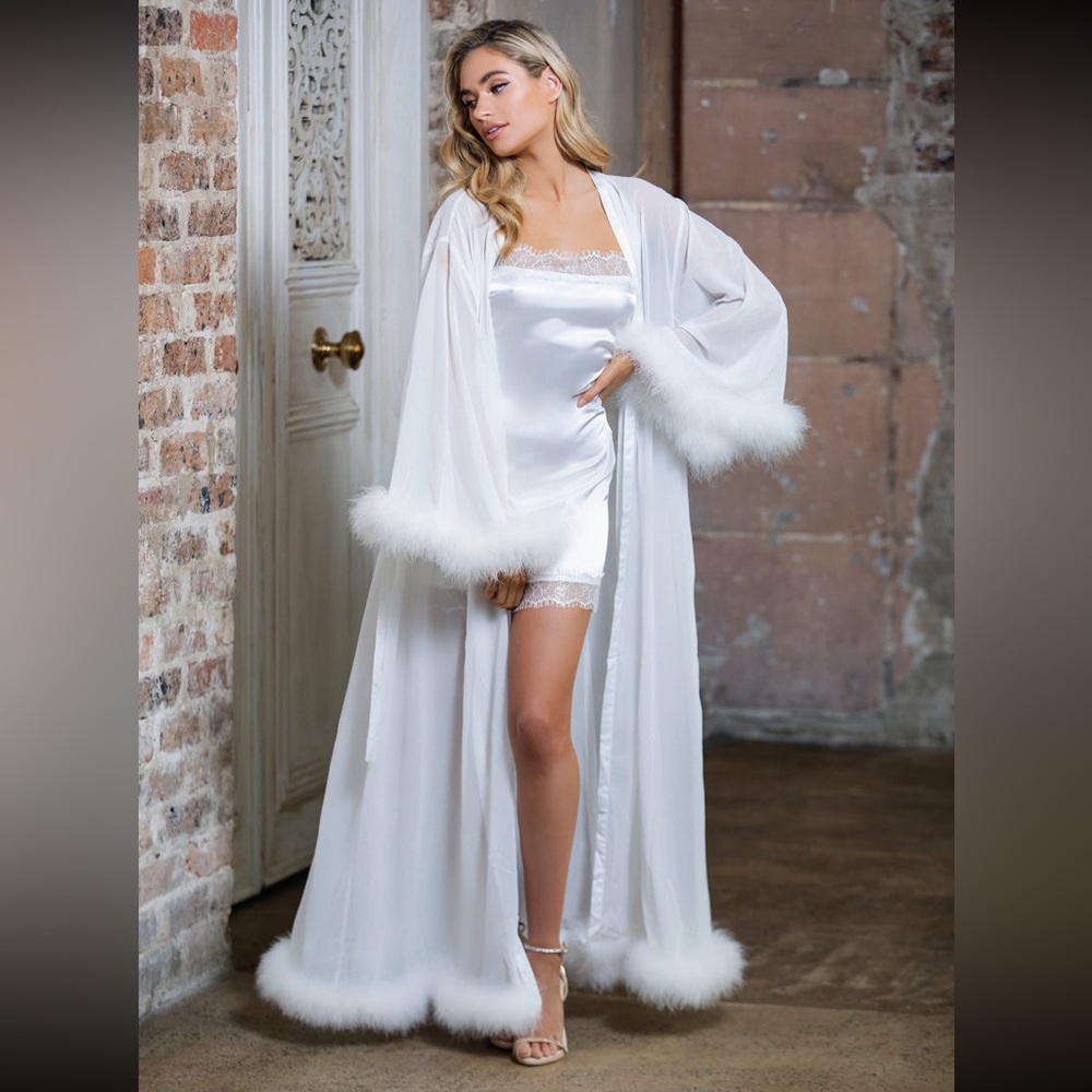 Meshki feather trim chiffon robe